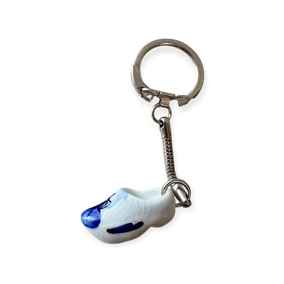 Vintage 90s, A Pair of Delft Miniature Blue Dutch Clog,  & a clog key chain. - Picture 11 of 16